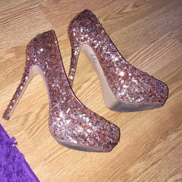 Bakers rose gold sequin high heels - Picture 7 of 10